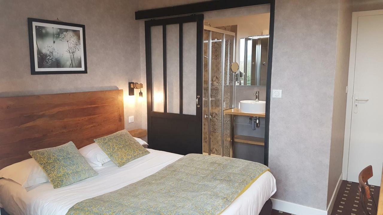 Hotel Restaurant Beau-Rivage Mansle-les-Fontaines エクステリア 写真